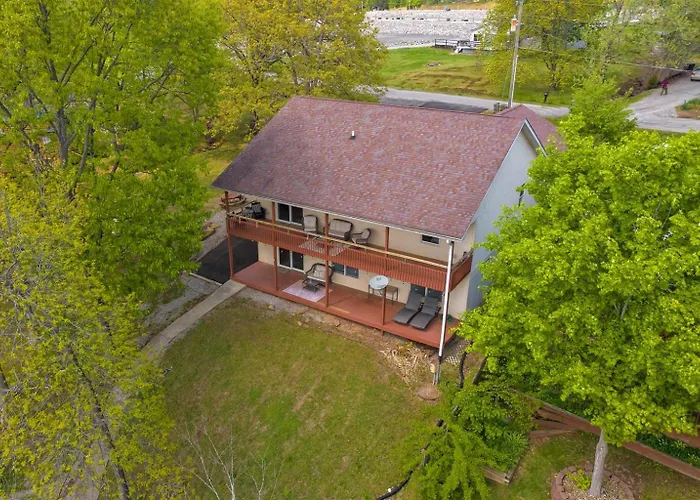 Upscale Lakefront W Dock & Kayaks Holiday home Creal Springs